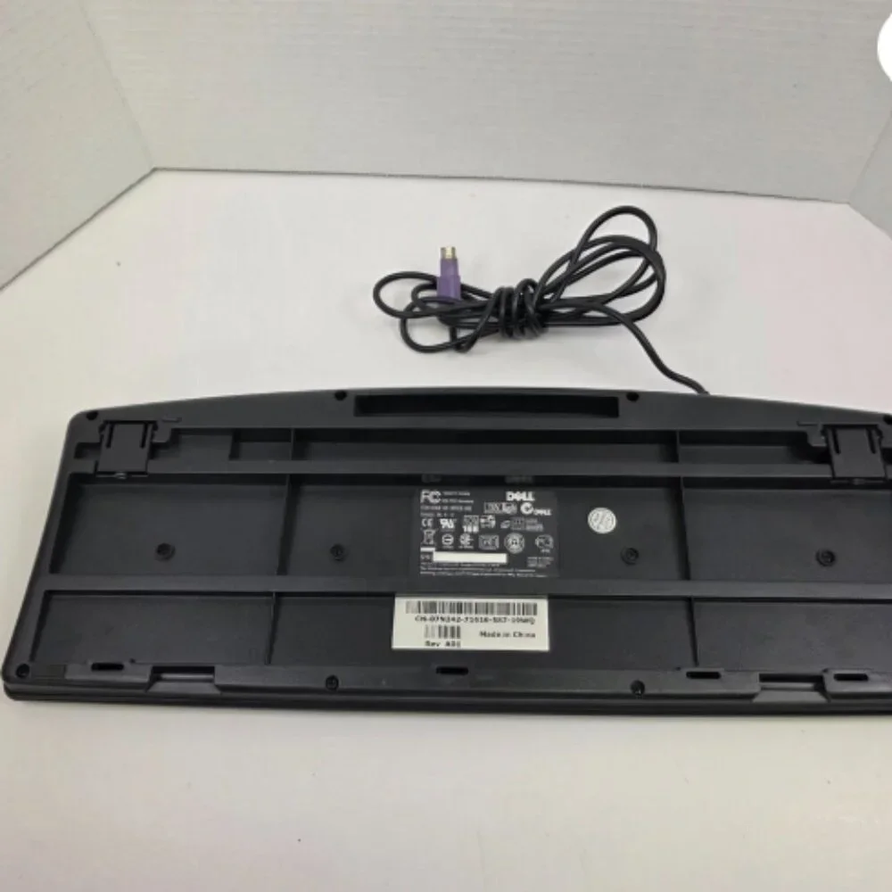 Dell OEM Mechanical Keyboard, Model SK-8110, PS/2, Black